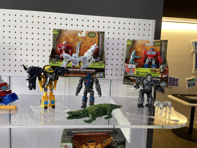 In Package Image Of Transformers Rise Of The Beasts Beast Beast Alliance Toys  (3 of 4)